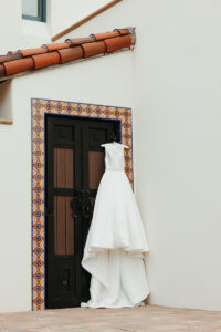 bridal dress, bridal gown, wedding photography, elegant dress